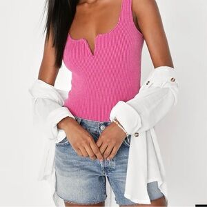 Magenta Ribbed Notched Tank Top